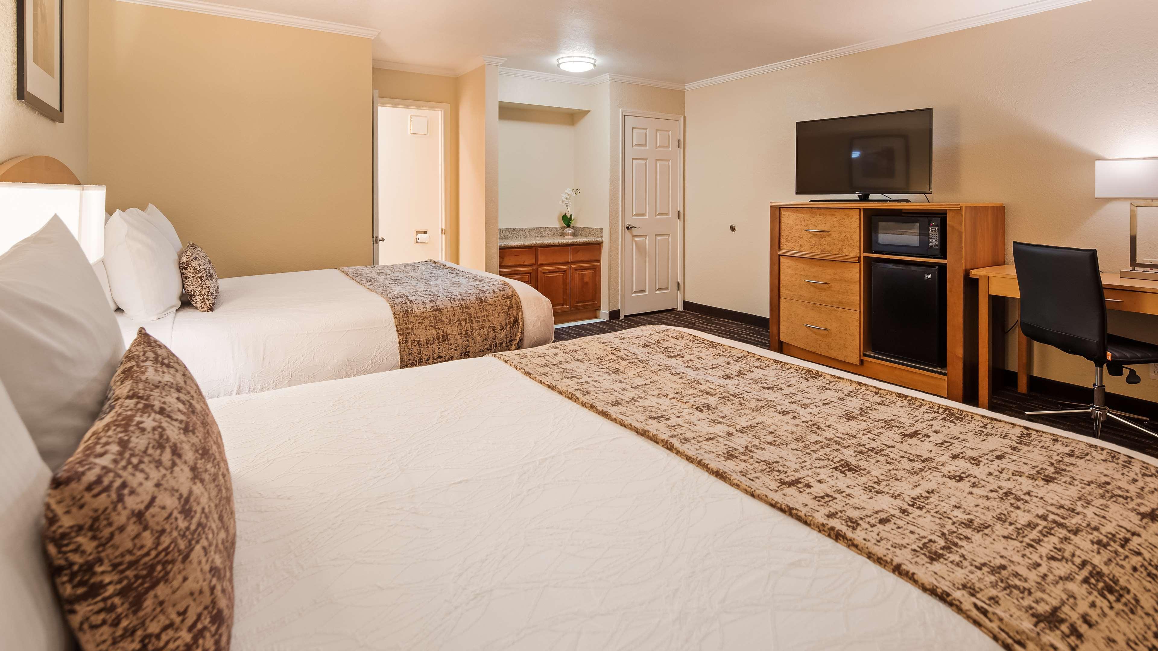 Best Western Plus Ontario Airport & Convention Center Bagian luar foto