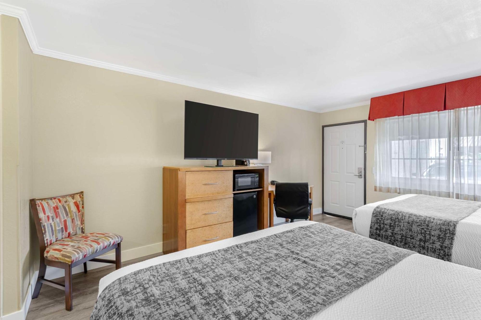 Best Western Plus Ontario Airport & Convention Center Bagian luar foto