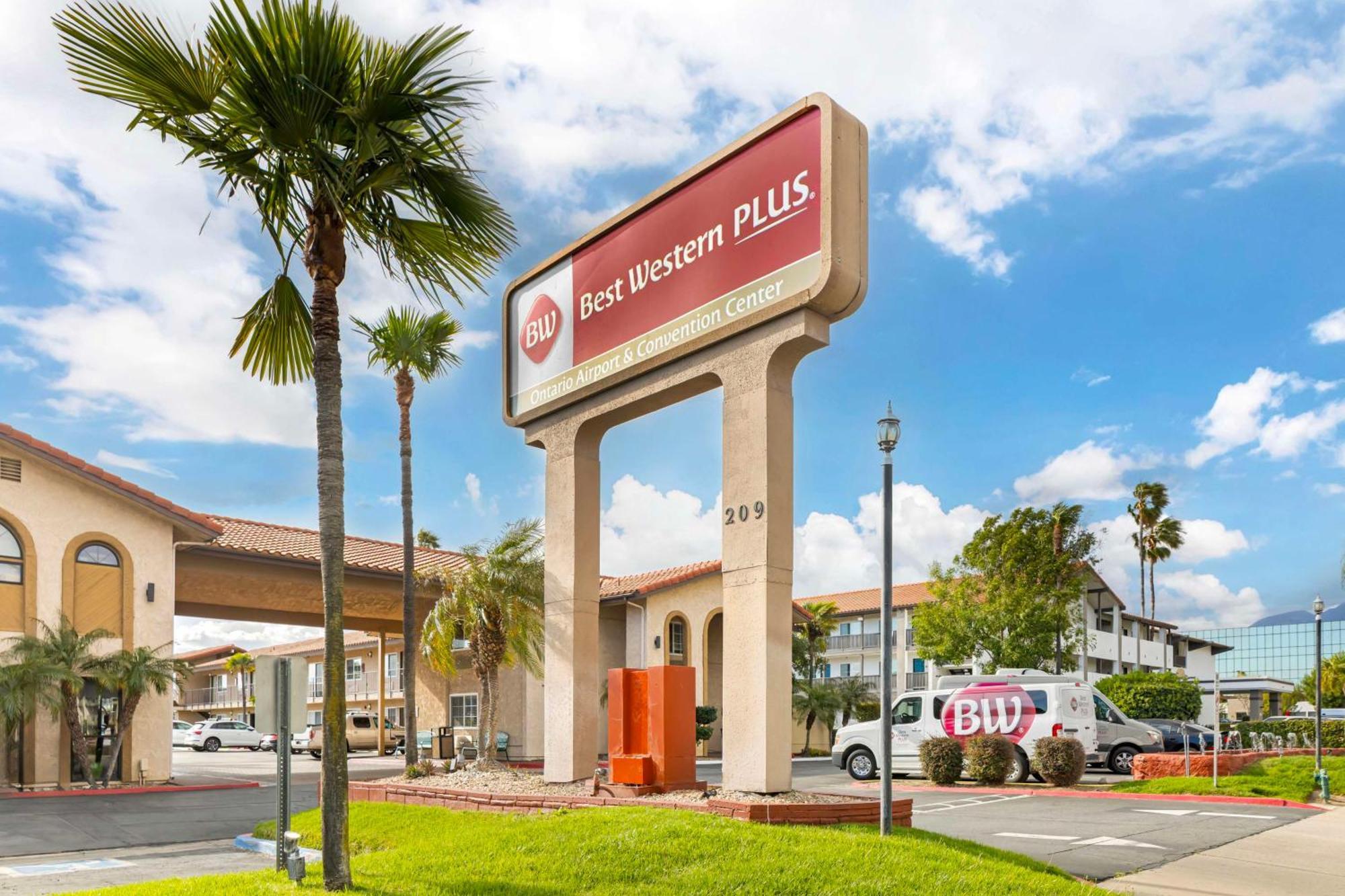 Best Western Plus Ontario Airport & Convention Center Bagian luar foto