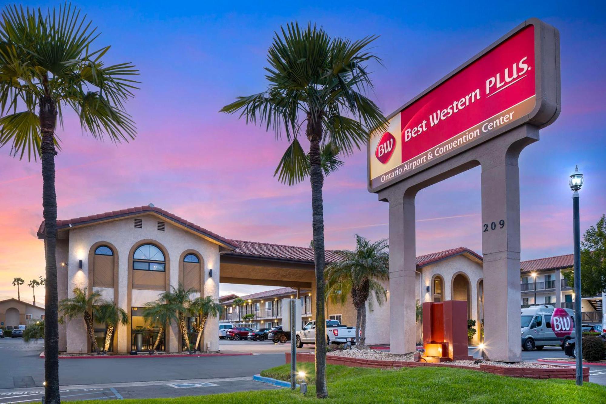 Best Western Plus Ontario Airport & Convention Center Bagian luar foto